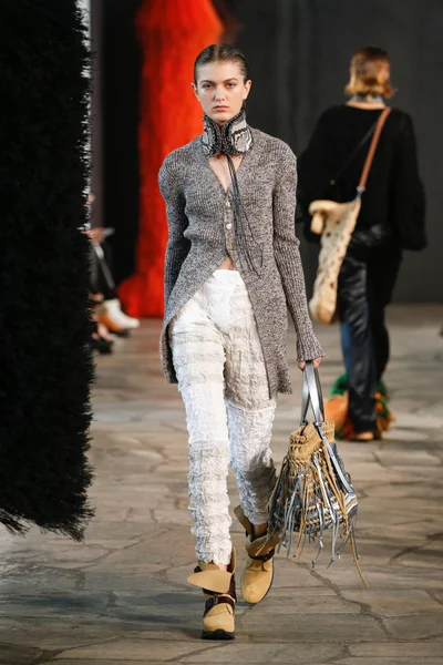 Look 42